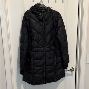 Athleta Women's dark Navy blue Puffer Jacket